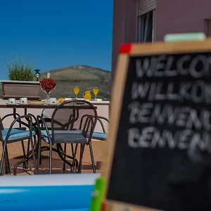 apartments-zajc.hotels-in-trogir.com/